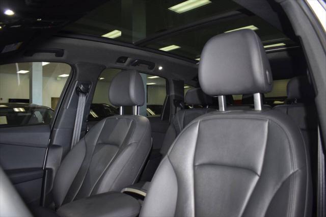 Photo of 2020 White Audi Q7
