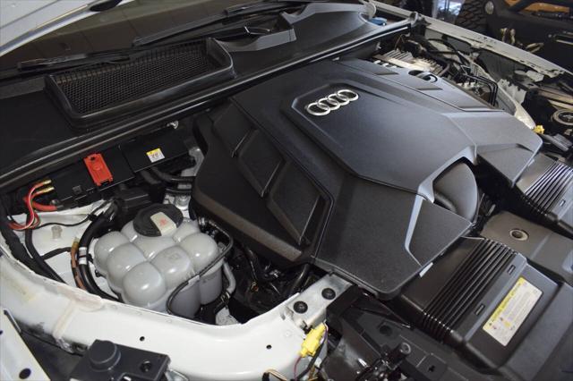 Photo of 2020 White Audi Q7