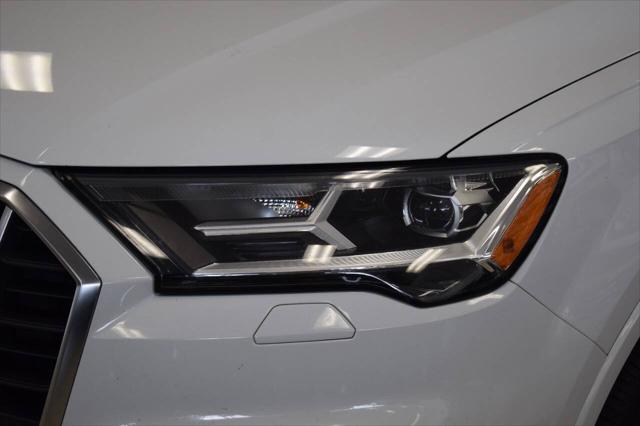 Photo of 2020 White Audi Q7