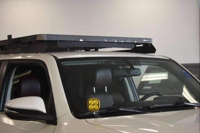 Photo of 2017 Blizzard Pearl Toyota 4Runner