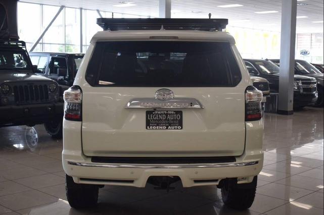 Photo of 2017 Blizzard Pearl Toyota 4Runner