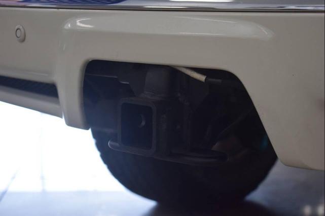 Photo of 2017 Blizzard Pearl Toyota 4Runner