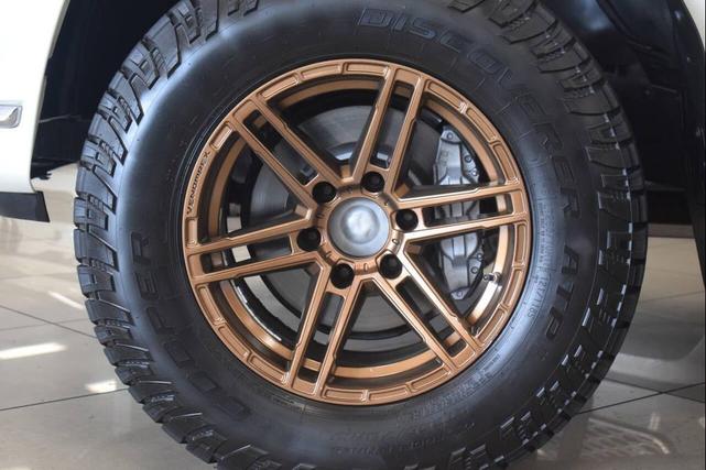 Photo of 2017 Blizzard Pearl Toyota 4Runner
