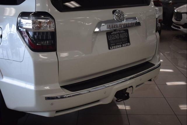 Photo of 2017 Blizzard Pearl Toyota 4Runner
