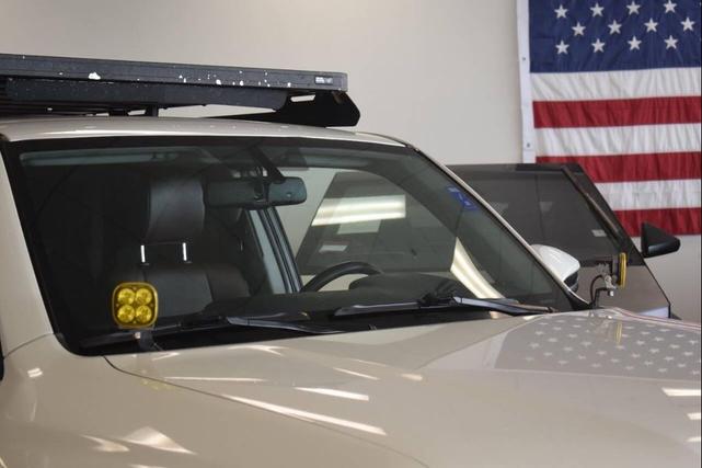 Photo of 2017 Blizzard Pearl Toyota 4Runner