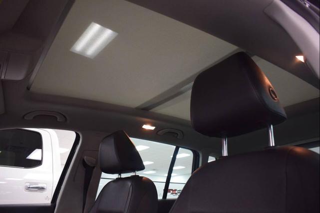 Photo of 2016 Deep Black Pearl Volkswagen Tiguan
