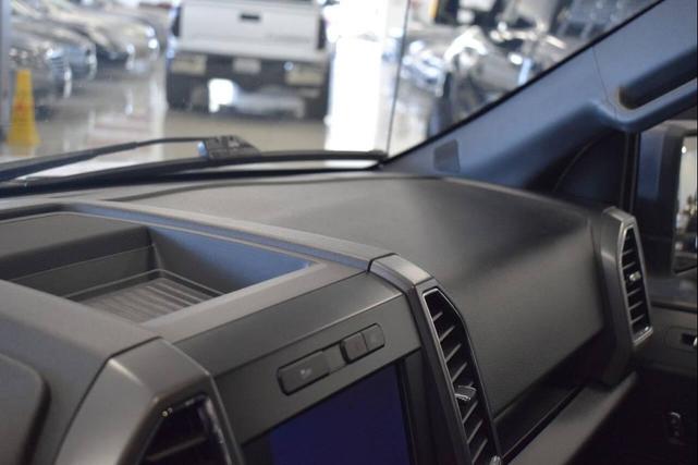 Photo of 2019 Oxford White Ford F-150