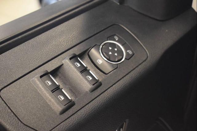 Photo of 2019 Oxford White Ford F-150