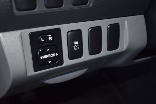 Photo of 2015 Silver Sky Metallic Toyota Tacoma