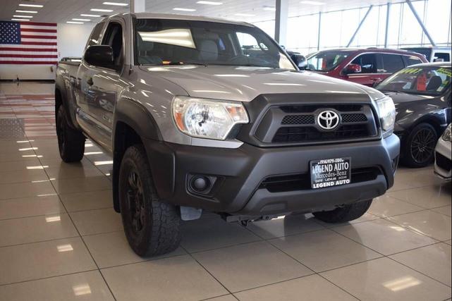 Photo of 2015 Silver Sky Metallic Toyota Tacoma