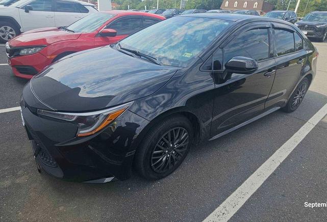 Photo of 2021 Black Sand Pearl Toyota Corolla