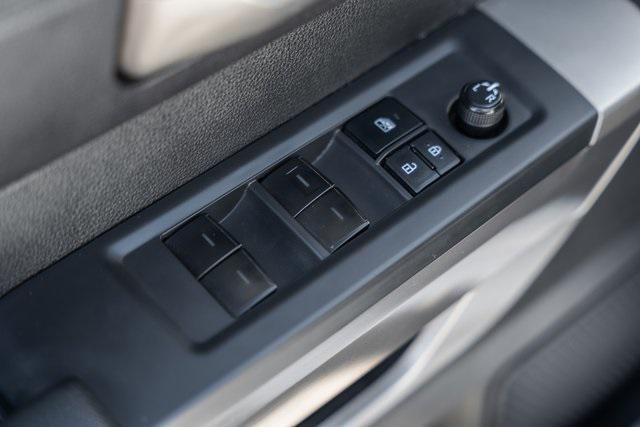 Photo of 2022 White Toyota Tundra