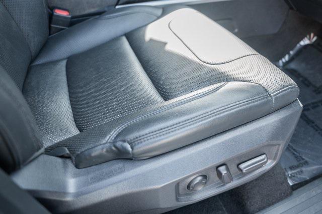 Photo of 2022 White Toyota Tundra