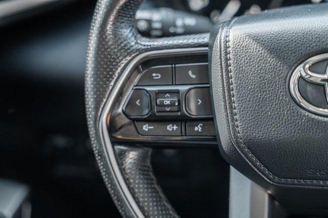 Photo of 2022 White Toyota Tundra