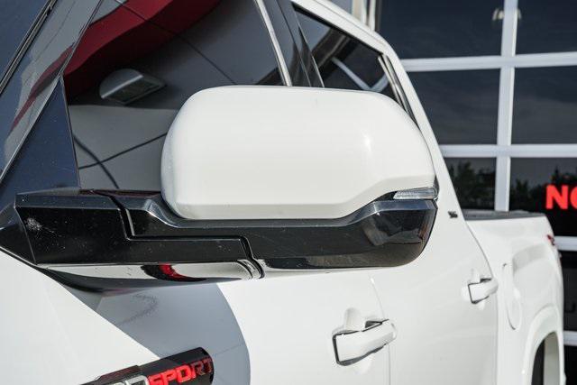 Photo of 2022 White Toyota Tundra