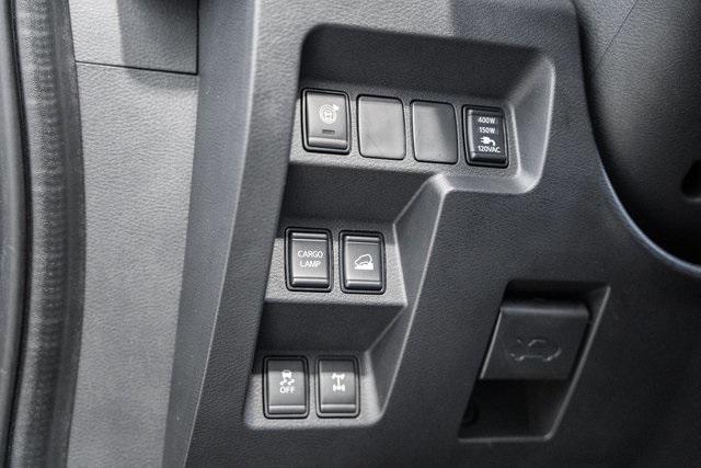 Photo of 2023 Boulder Gray Pearl Nissan Frontier
