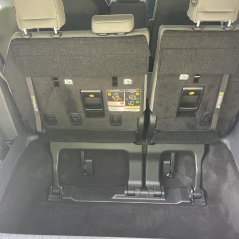 Photo of 2024 Wind Chill Pearl Toyota Sienna
