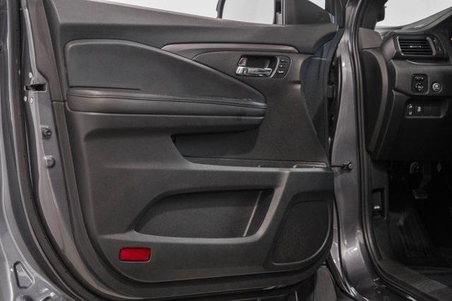 Photo of 2021 Modern Steel Metallic Honda Passport