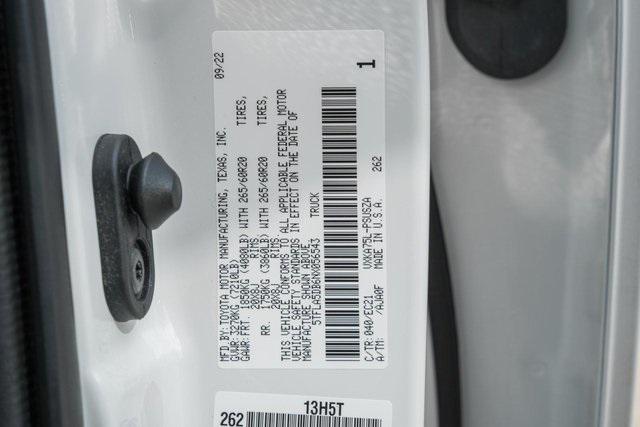 Photo of 2022 White Toyota Tundra