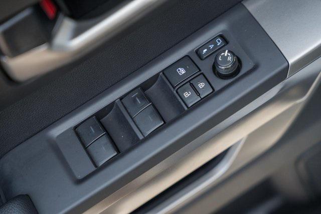 Photo of 2022 White Toyota Tundra
