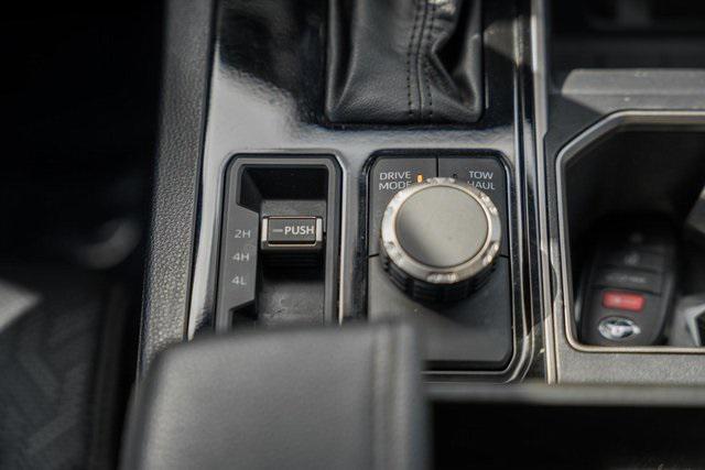 Photo of 2022 White Toyota Tundra