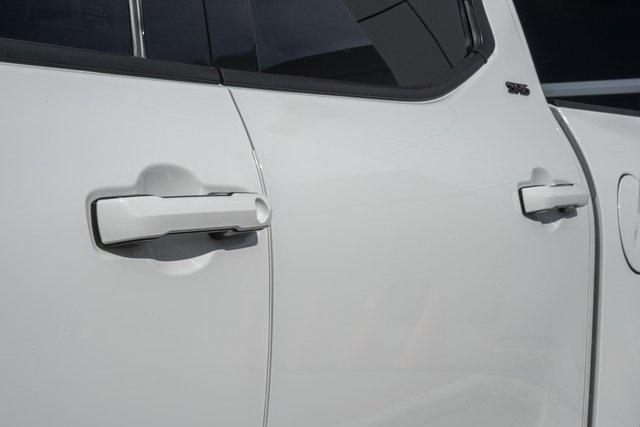 Photo of 2022 White Toyota Tundra
