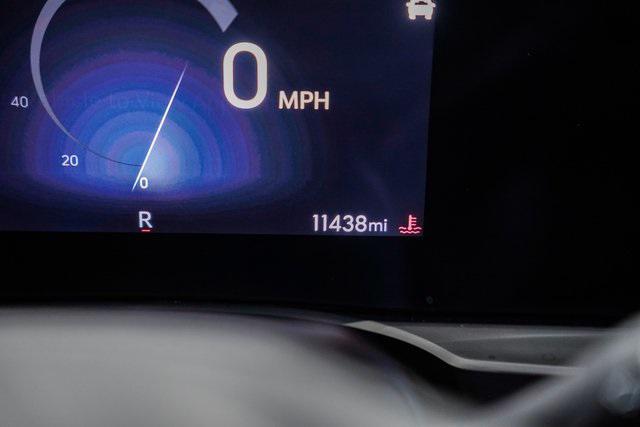 Photo of 2024 Summit White Buick Envista