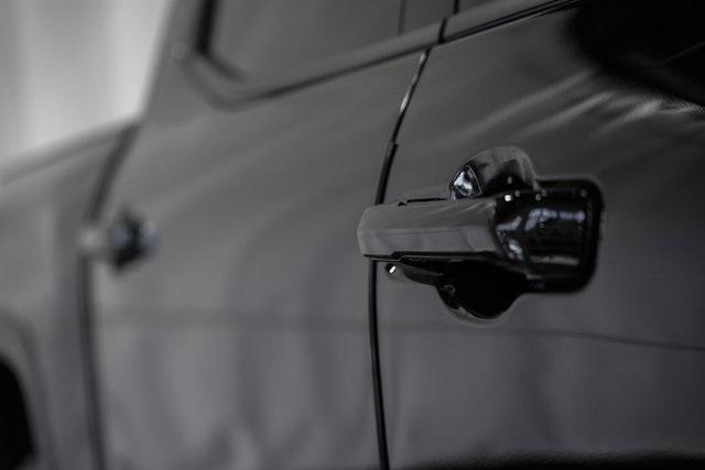 Photo of 2023 Midnight Black Metallic Toyota Tundra
