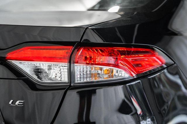 Photo of 2023 Midnight Black Metallic Toyota Corolla