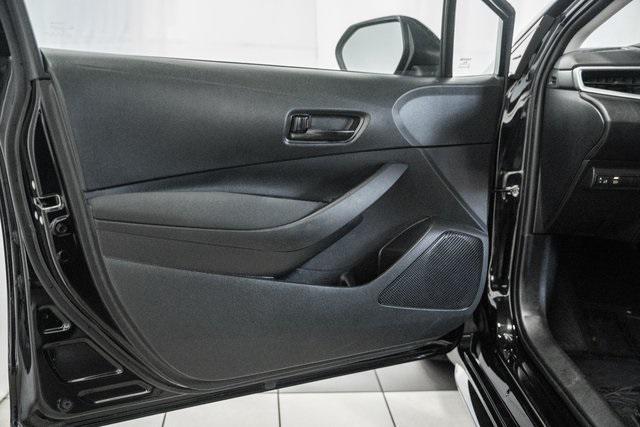 Photo of 2023 Midnight Black Metallic Toyota Corolla