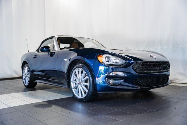 Photo of 2019 Blue Metallic FIAT 124 Spider