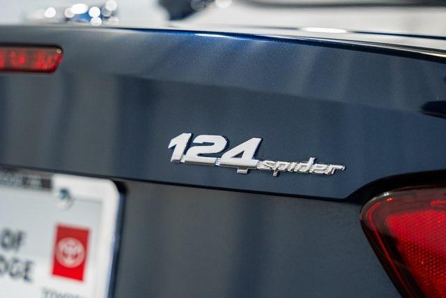 Photo of 2019 Blue Metallic FIAT 124 Spider