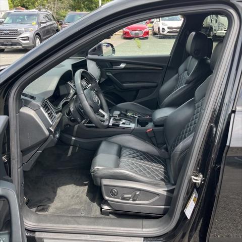 Photo of 2023 Black Metallic Audi SQ5
