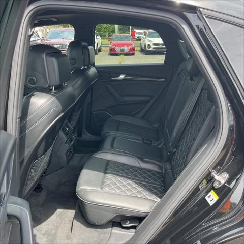 Photo of 2023 Black Metallic Audi SQ5