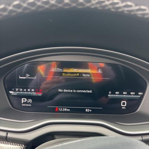 Photo of 2023 Black Metallic Audi SQ5