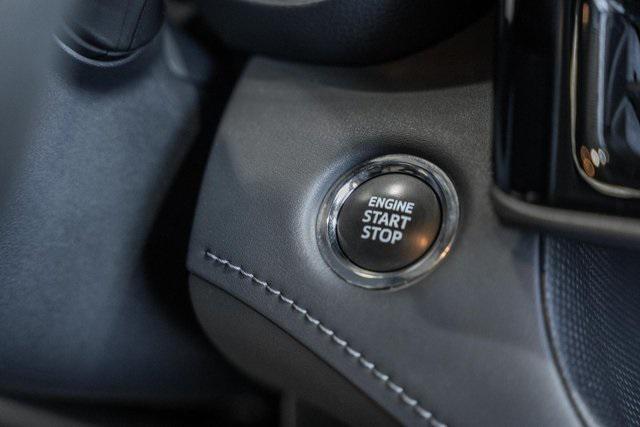 Photo of 2023 Celestial Silver Toyota Highlander