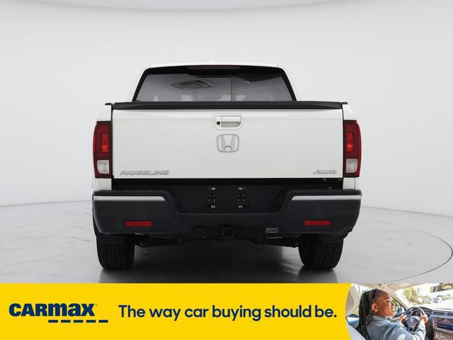 Photo of 2017 White Honda Ridgeline