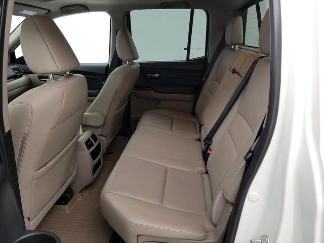 Photo of 2017 White Honda Ridgeline