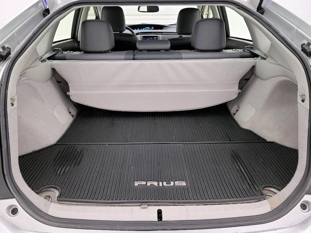Photo of 2014 Silver Toyota Prius