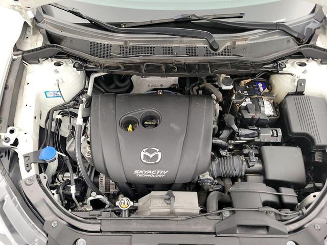 Photo of 2016 White Mazda CX-5