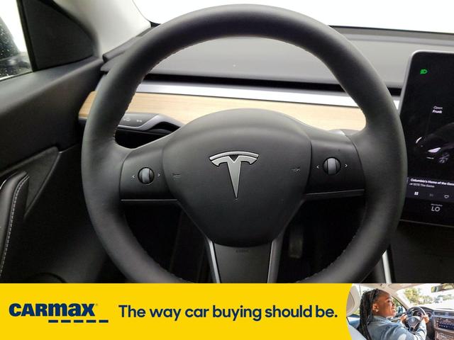 Photo of 2021 Black Tesla Model Y