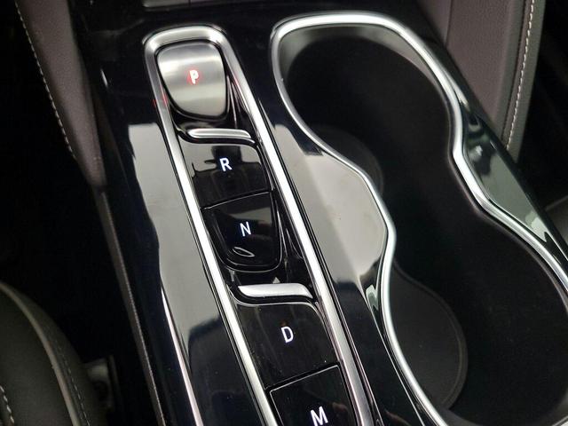 Photo of 2021 Gray Buick Envision