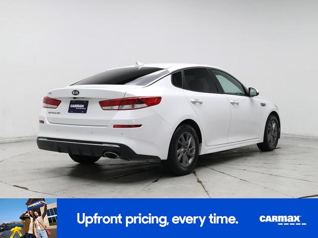 Photo of 2020 White Kia Optima