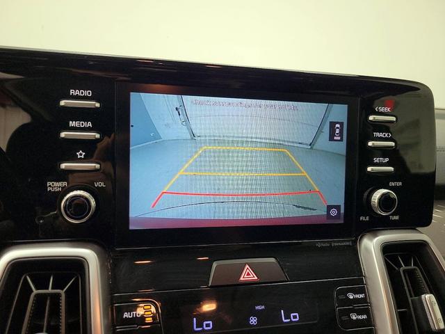 Photo of 2021 Red Kia Sorento Hybrid