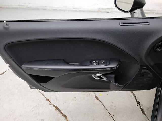 Photo of 2019 Gray Dodge Challenger