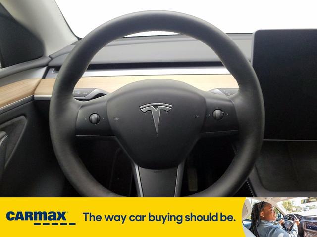 Photo of 2023 Gray Tesla Model Y