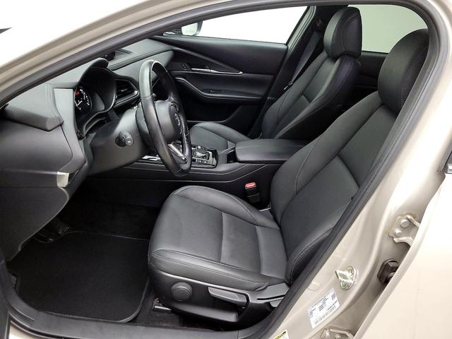 Photo of 2024 Gold Mazda CX-30