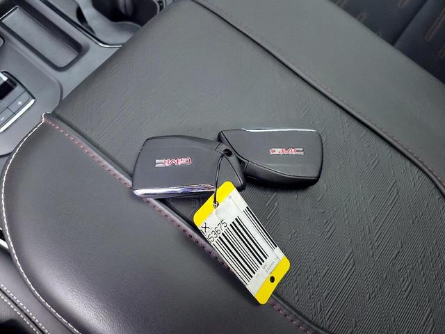 Photo of 2023 Silver GMC Sierra 1500