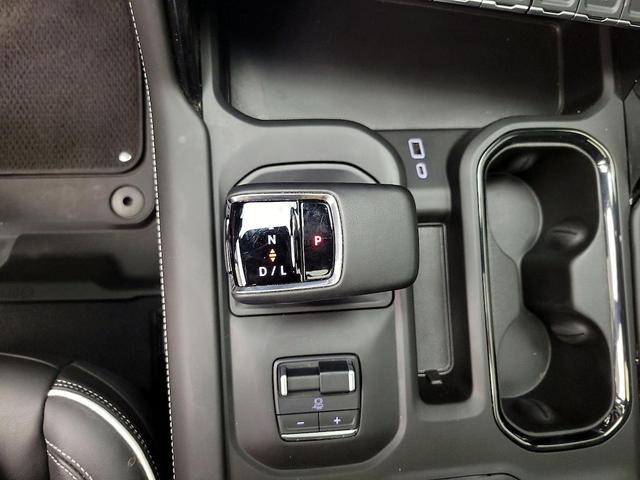 Photo of 2023 Silver GMC Sierra 1500