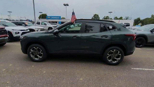 Photo of 2025 Cypress Gray Chevrolet Trax